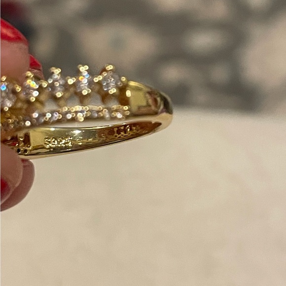 New Gold Plated S425 Queen / Princess Crown Simulated White Sapphire Ring Size 7 - Picture 4 of 8